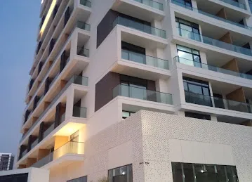 10C Building