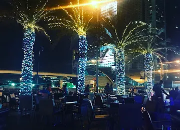 1103, Boulevard Plaza Tower - 1,