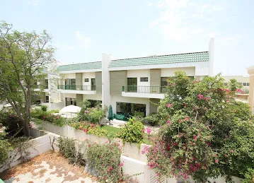 18 villas