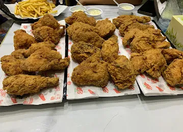 24/7 CAFETERIA ٢٤/٧ كافتيريا