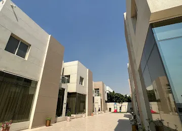 33 Rashidiya