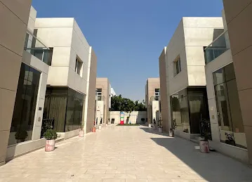 33 Rashidiya
