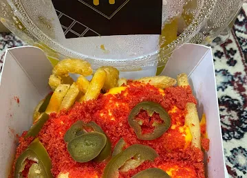 77 Pasta Burger