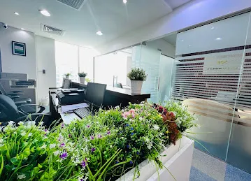 7Emirates Business Services