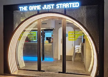 90s Burger restaurant