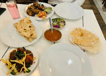 Aaraamam Restaurant Burdubai