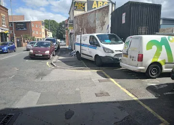 Abdul Qader Karmustaji Auto Repairing Garage