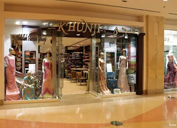 Abdullah Hussain Khunji Fashion