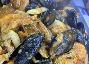 Abou Alarabi seafood restaurant