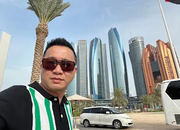 Abu dhabi grand Mosque tourist bus parking