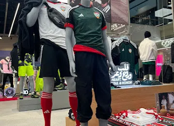 Adidas Store