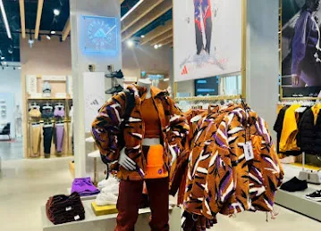 Adidas Store