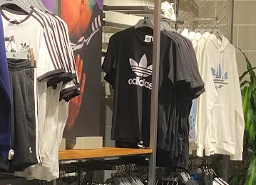 adidas Store