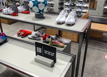 adidas Store
