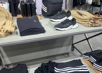 adidas Store