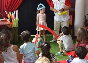 Adrian Hurley Magician