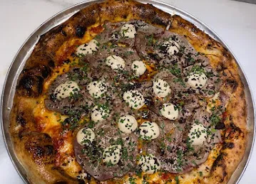 Adrina pizza pasta