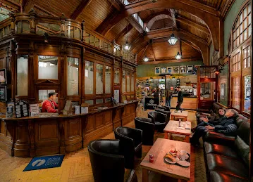 Adwa Al Jamal Ladies Saloon