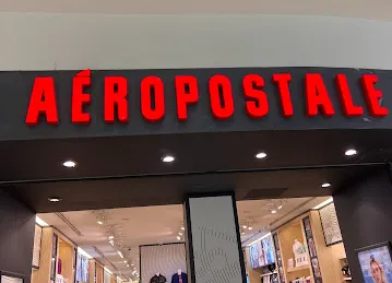 AÉROPOSTALE