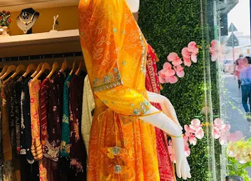 Afifah fashion designing
