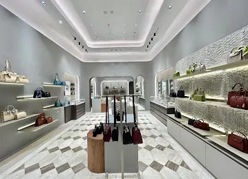 Aigner Mirdiff City Center