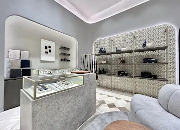 Aigner Mirdiff City Center