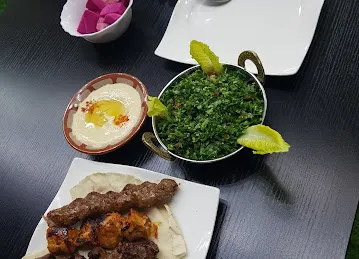 Aklnaghyr Restaurant and kitchen