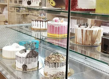 AL AFRAH CHOCOLATE AND FLOWERS