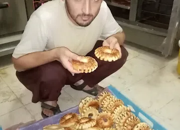Al Akhaa Bakery