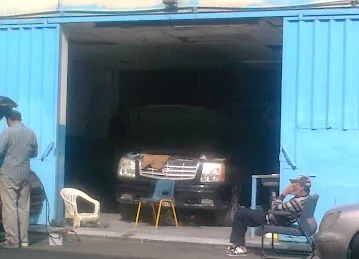 Al-Arooj Auto Repair WorkShop