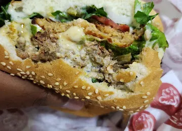 AL Asad AL Shares Cafeteria