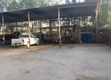 Al Bab Al Malaky Auto Maint.