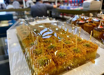 Al Carawan Sweets Manasir