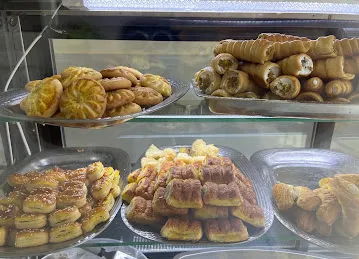 Al Ghadeer Sweets & Bakery