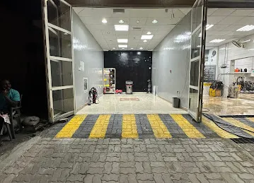 Al Ghais car wash & polish