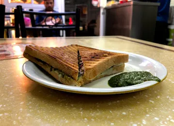 Al Halal Cafeteria and Restaurant