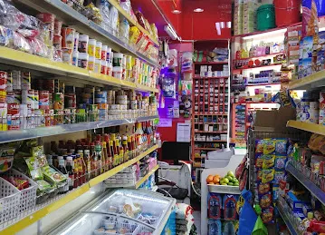 Al Jafilia Corner Grocery store
