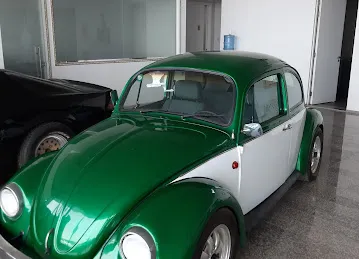 Al Jamal Automobile Showroom