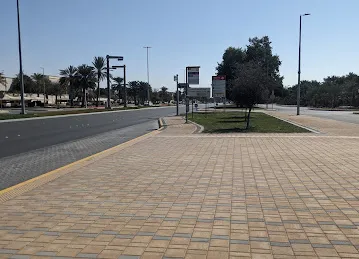 Al Khaleej Al Arabi St / Delma St