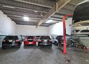 Al Khat Al Abir Auto Maint Branch 1