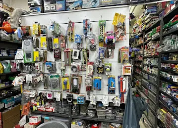 Al Malameh auto spare parts/الملامح لتجارة قطع غيار السيارات