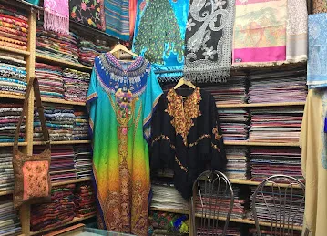 Al malekah readymade gar tr