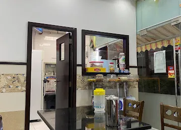 Al mamzar Restaurant, Karama