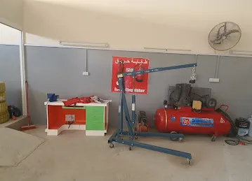 Al Markaz Al Awal maintenance workshop