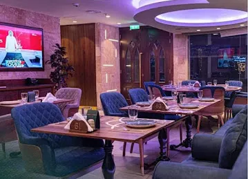 Al Mashawi Alhalabya Restaurant | Garhoud مطعم المشاوي الحلبية دبي القرهود