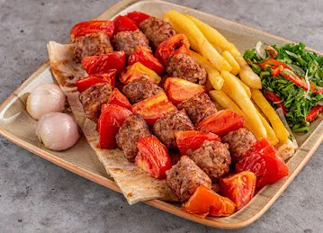 Al Mashawi Alhalabya Restaurant | Garhoud مطعم المشاوي الحلبية دبي القرهود