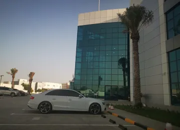Al Masraf Electronic Banking Unit - Dubai Investment Park