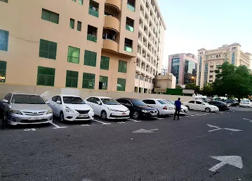 Al mateena tawer car parking