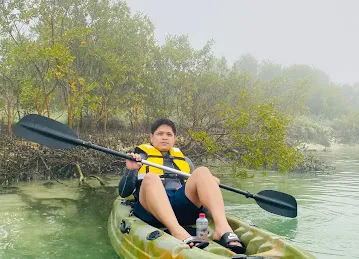 Al Mayas Kayak