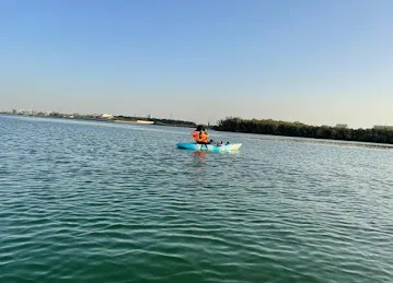 Al Mayas Kayak